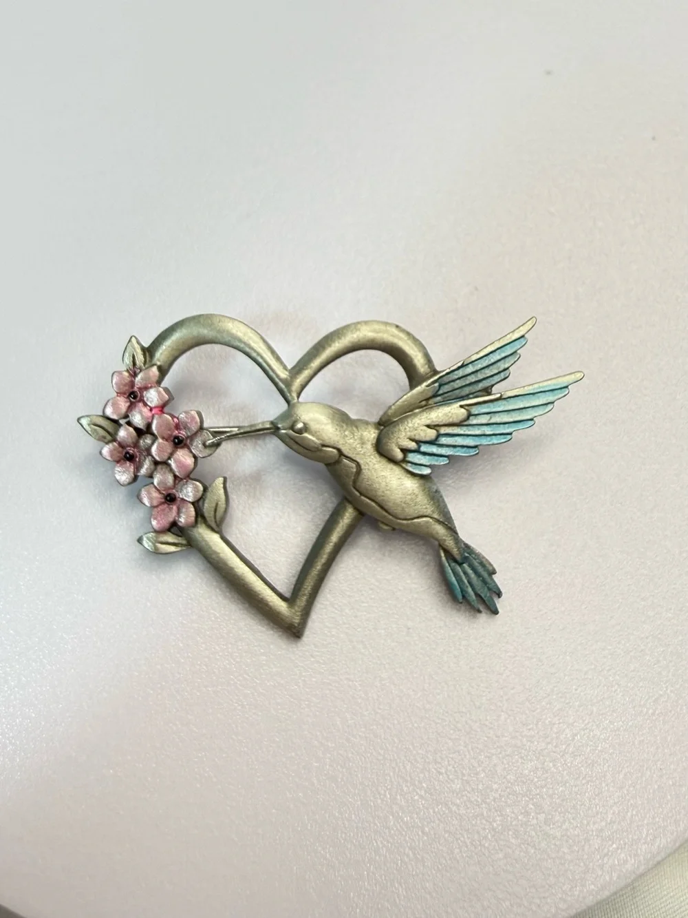 JJ Jonette Signed Hummingbird Silver Heart Brooch w/ Pink Flowers & Teal Wings